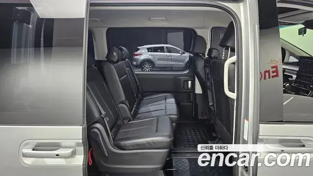 Hyundai Staria 2022 — Şəkil 12/20