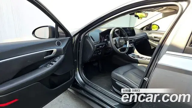 Hyundai Sonata 2022 — Фото 10/20