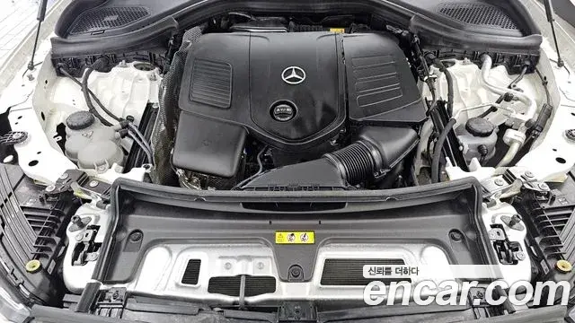 Mercedes-Benz GLC-Class 2023 — Фото 6/20