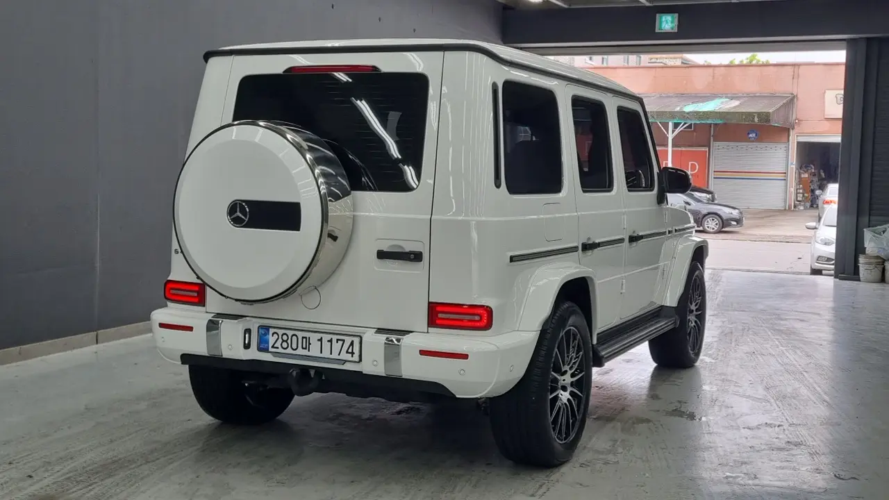 Mercedes-Benz G-Class 2024 — Фото 2/18