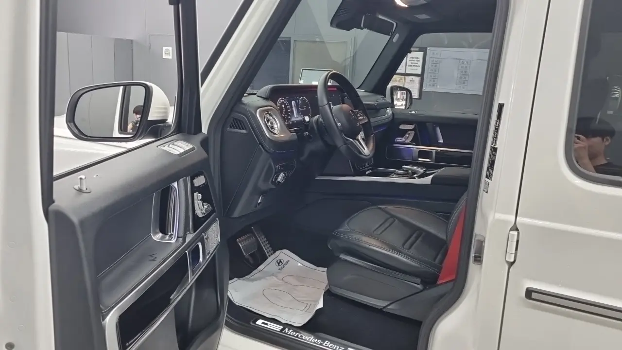 Mercedes-Benz G-Class 2024 — Фото 12/18