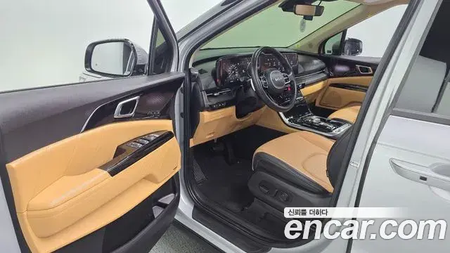 Kia Carnival 2021 — Фото 10/20