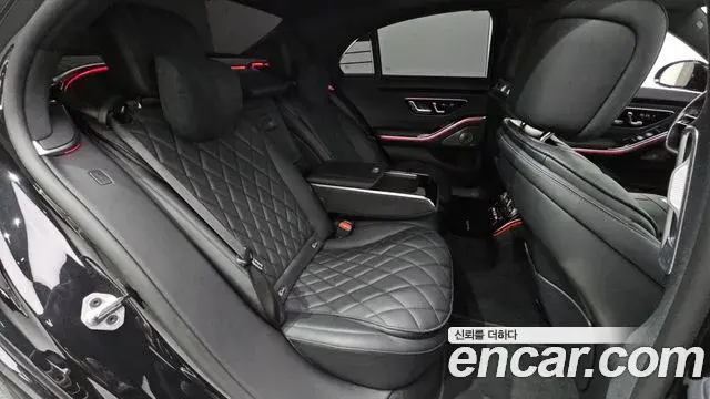 Mercedes-Benz S-Class 2022 — Фото 11/20