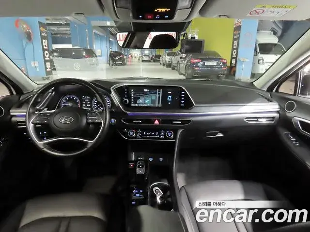 Hyundai Sonata 2022 — Фото 10/20