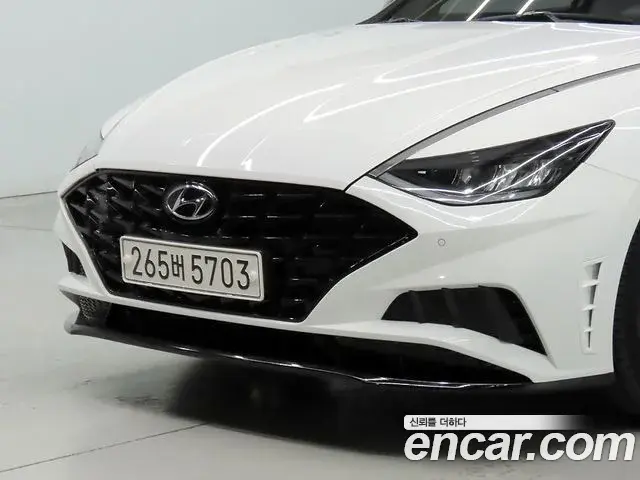 Hyundai Sonata 2022 — Фото 18/20