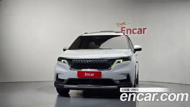 Kia Carnival 2022 — Фото 3/20
