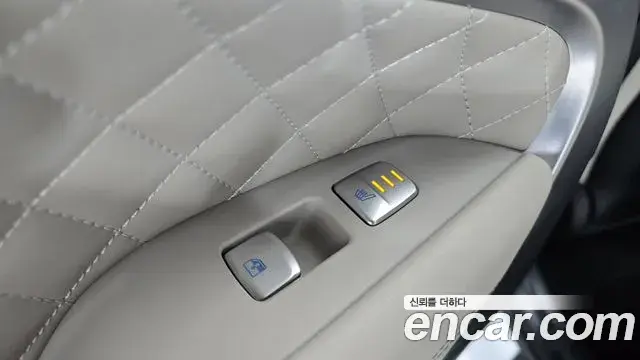 Genesis G70 2021 — Photo 2/20