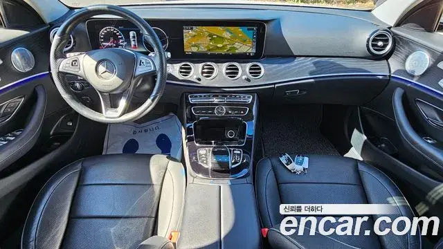 Mercedes-Benz E-Class 2018 — Фото 7/20
