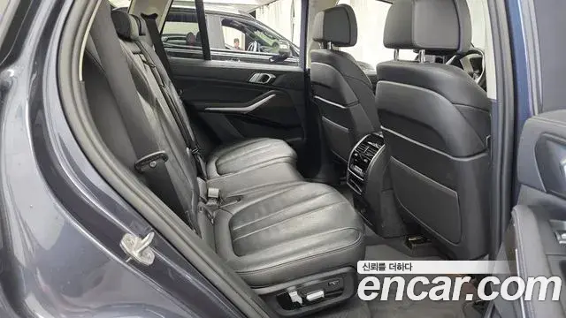 BMW X5 2021 — Фото 11/20