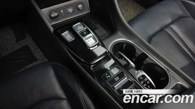 Hyundai Sonata 2022 — Фото 8/20