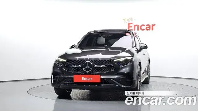 Mercedes-Benz GLC-Class 2023 — Şəkil 18/20