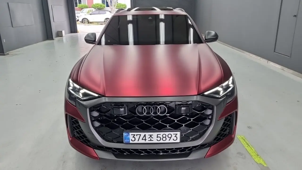 Audi Q7 2025 — Фото 2/18