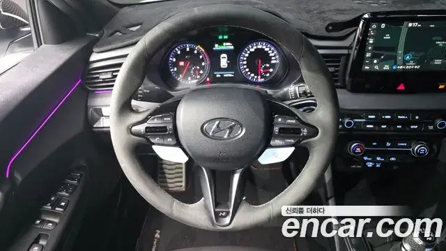 Hyundai Veloster 2019 — Фото 15/20