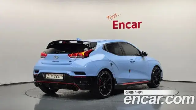 Hyundai Veloster 2018 — Фото 2/20