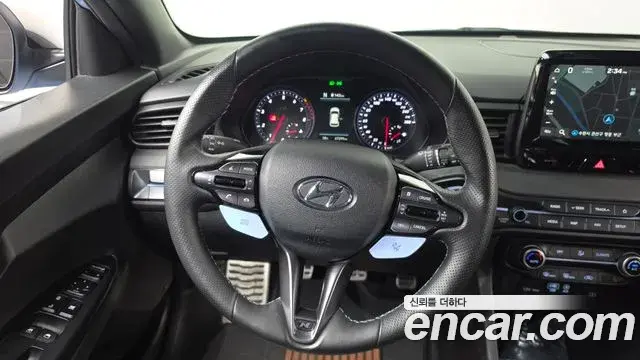 Hyundai Veloster 2018 — Фото 12/20