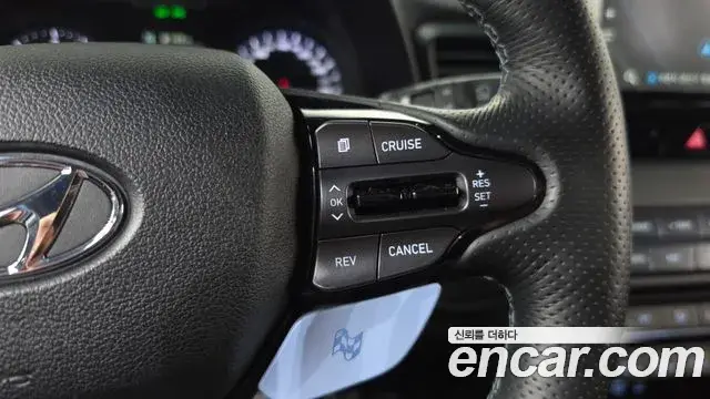 Hyundai Veloster 2018 — Фото 16/20