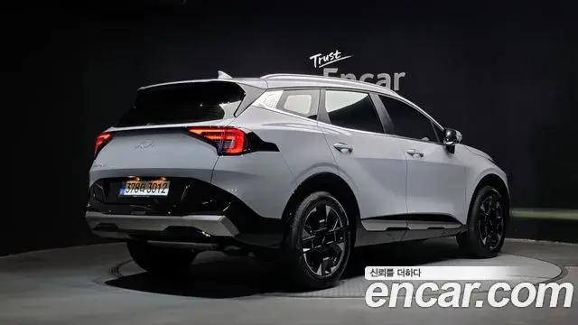 Kia Sportage 2025 — Фото 2/20
