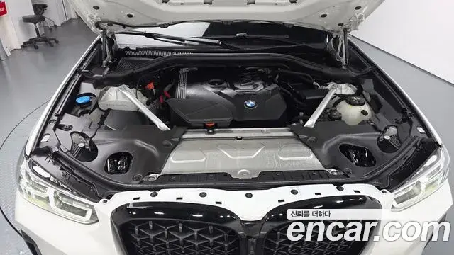 BMW X4 2025 — Фото 6/20