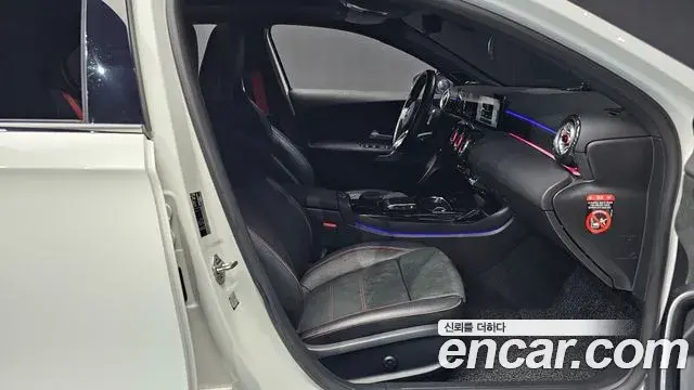 Mercedes-Benz A-Class 2021 — Фото 11/20