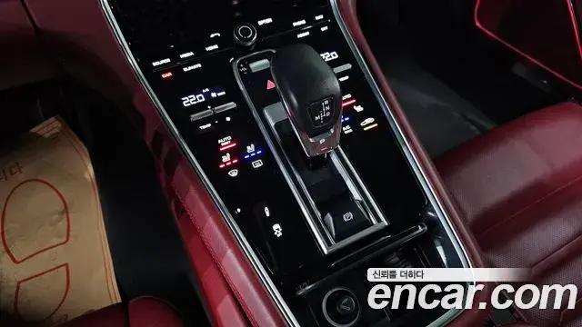 Porsche Panamera 2018 — Фото 7/20