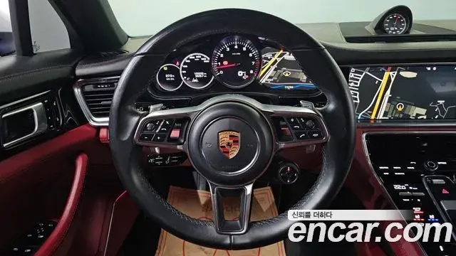 Porsche Panamera 2018 — Фото 14/20