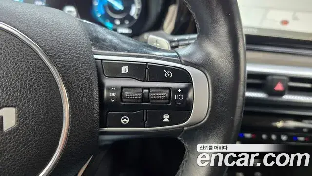 Kia K5 2022 — Şəkil 14/34