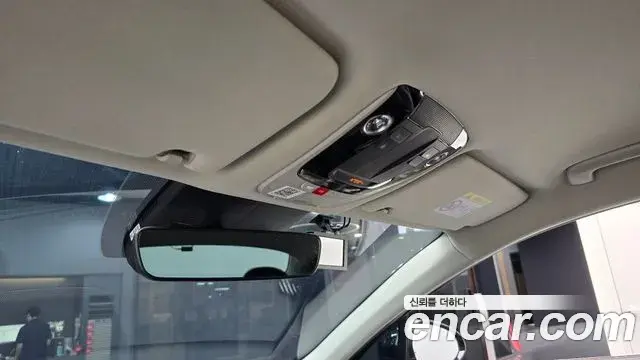 Kia K5 2022 — Şəkil 33/34
