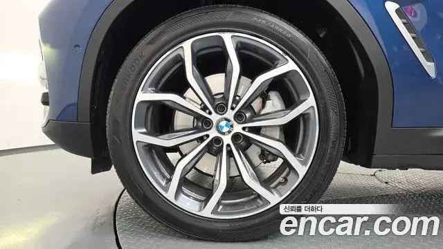 BMW X3 2018 — Фото 5/20