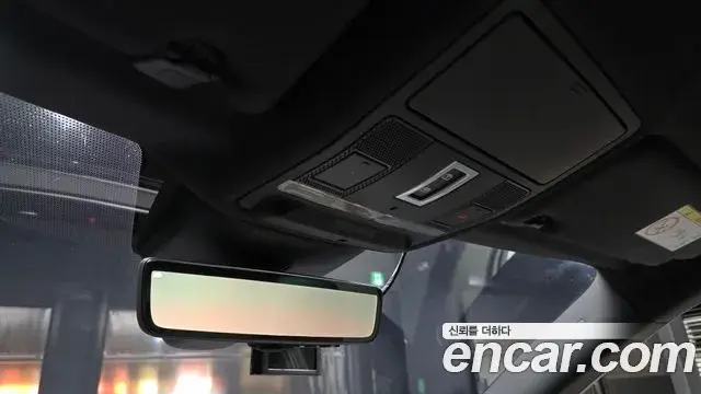 Land Rover Range Rover Evoque 2019 — Фото 18/20