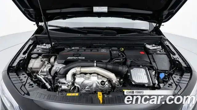Mercedes-Benz GLB-Class 2024 — Фото 5/12