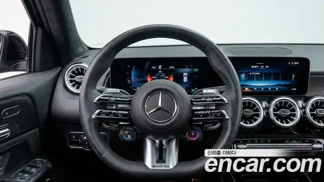 Mercedes-Benz GLB-Class 2024 — Фото 11/12