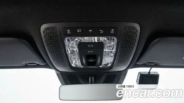 Mercedes-Benz GLB-Class 2024 — Фото 12/12