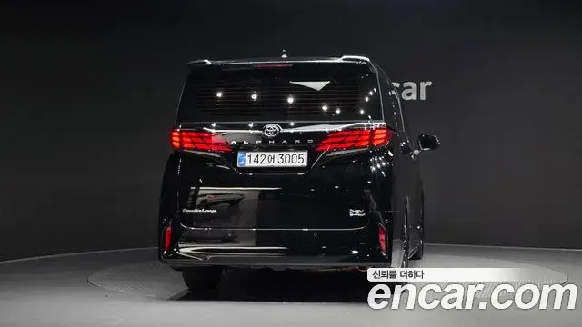 Toyota Alphard 2025 — Фото 4/20