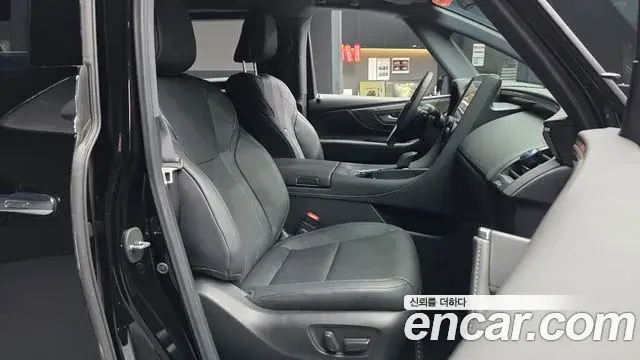 Toyota Alphard 2025 — Фото 11/20