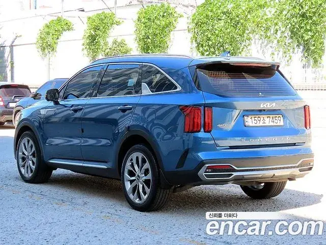 Kia Sorento 2021 — Фото 1/20