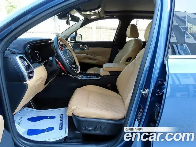 Kia Sorento 2021 — Фото 9/20