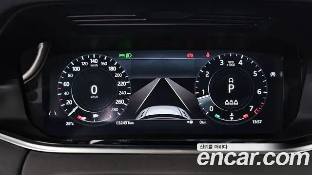 Land Rover Range Rover Evoque 2022 — Фото 8/20
