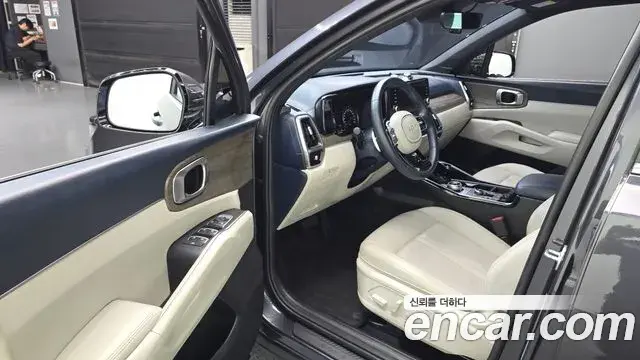 Kia Sorento 2023 — Фото 10/20