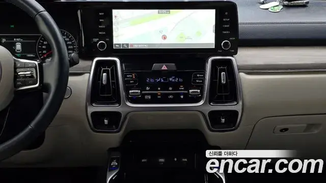 Kia Sorento 2023 — Фото 14/20