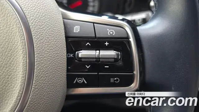 Kia Sorento 2023 — Фото 19/20