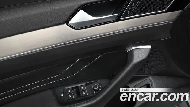 Volkswagen Passat GT 2022 — Фото 18/20