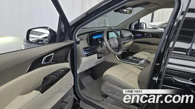 Kia Carnival 2022 — Фото 10/20