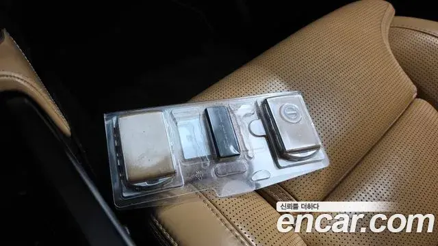 Volvo XC90 2020 — Photo 16/38