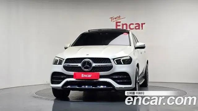 Mercedes-Benz GLE-Class 2023 — Фото 3/20