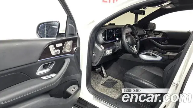 Mercedes-Benz GLE-Class 2023 — Фото 10/20