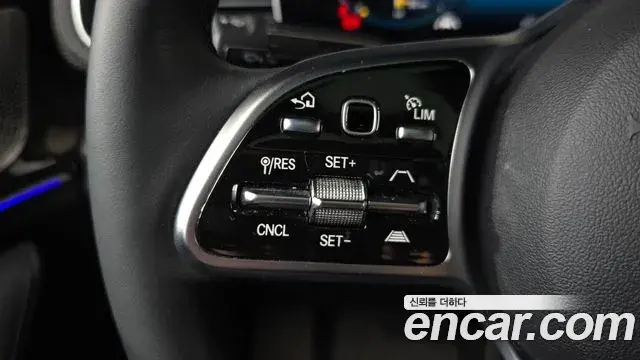 Mercedes-Benz GLE-Class 2023 — Фото 15/20