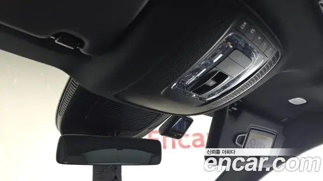 Mercedes-Benz GLE-Class 2023 — Фото 19/20