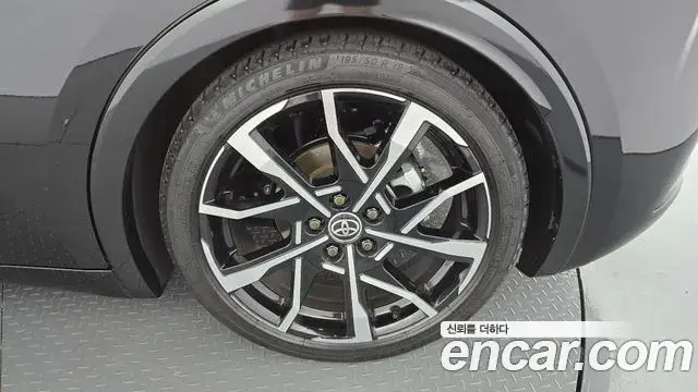 Toyota Prius 2026 — Photo 2/30