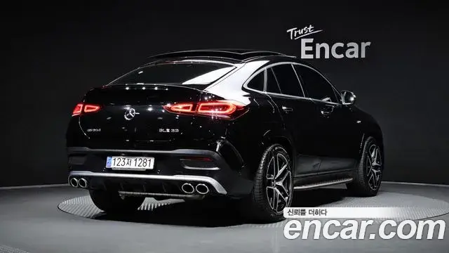 Mercedes-Benz GLE-Class 2023 — Фото 2/20