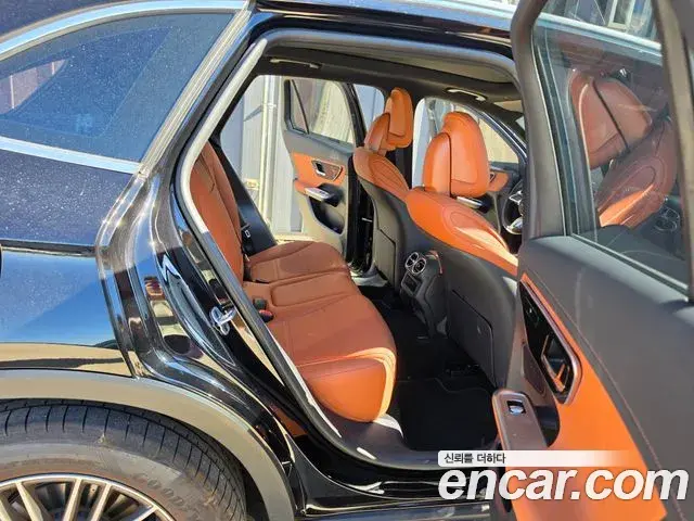 Mercedes-Benz GLC-Class 2026 — Фото 3/15